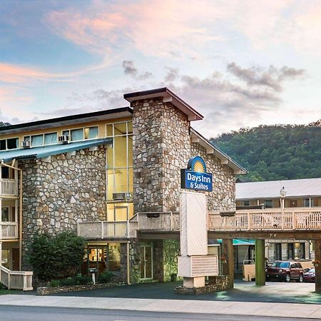 Days Inn & Suites By Wyndham Downtown Gatlinburg Parkway Dış mekan fotoğraf