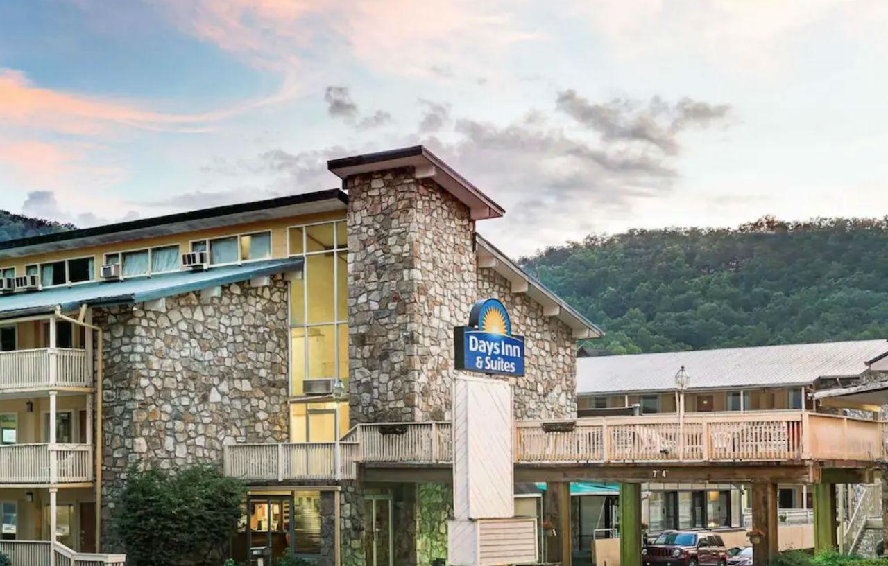 Days Inn & Suites By Wyndham Downtown Gatlinburg Parkway Dış mekan fotoğraf